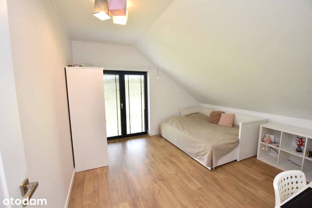 Nowoczesny dom, gotowy do zamieszkania-13