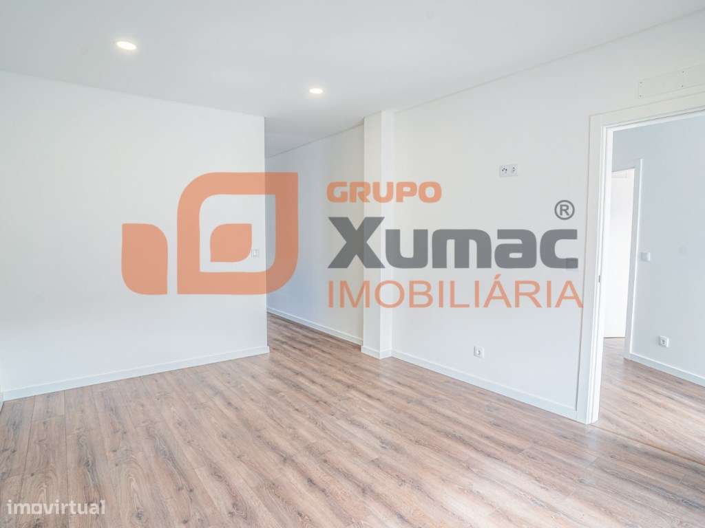 Fantástica Moradia T4 com piscina para arrendamento! - Grande imagem: 4/30