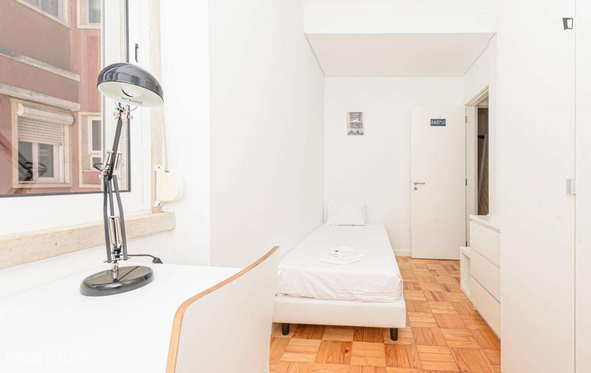 Quarto - localizado em Sete Rios Lisbon - Grande imagem: 5/7