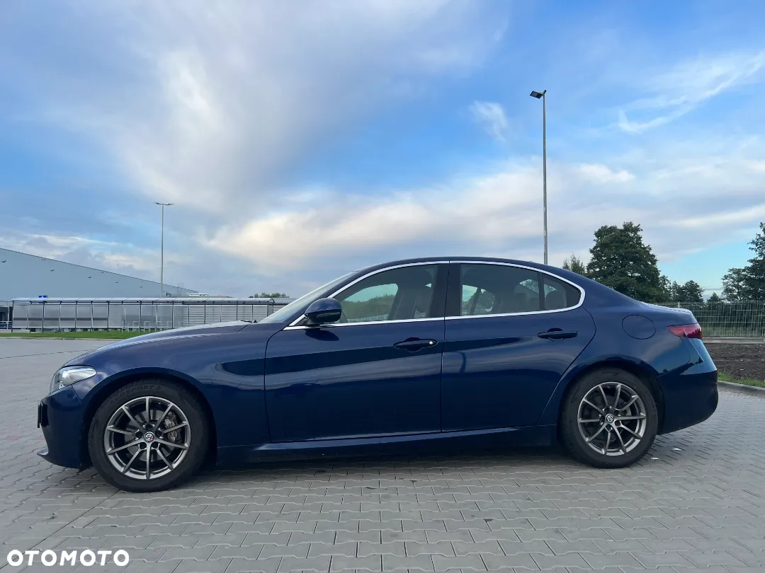 Alfa Romeo Giulia 2.2 D Turbo - 7