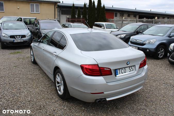 BMW Seria 5 520d Efficient Dynamics Edition - 3