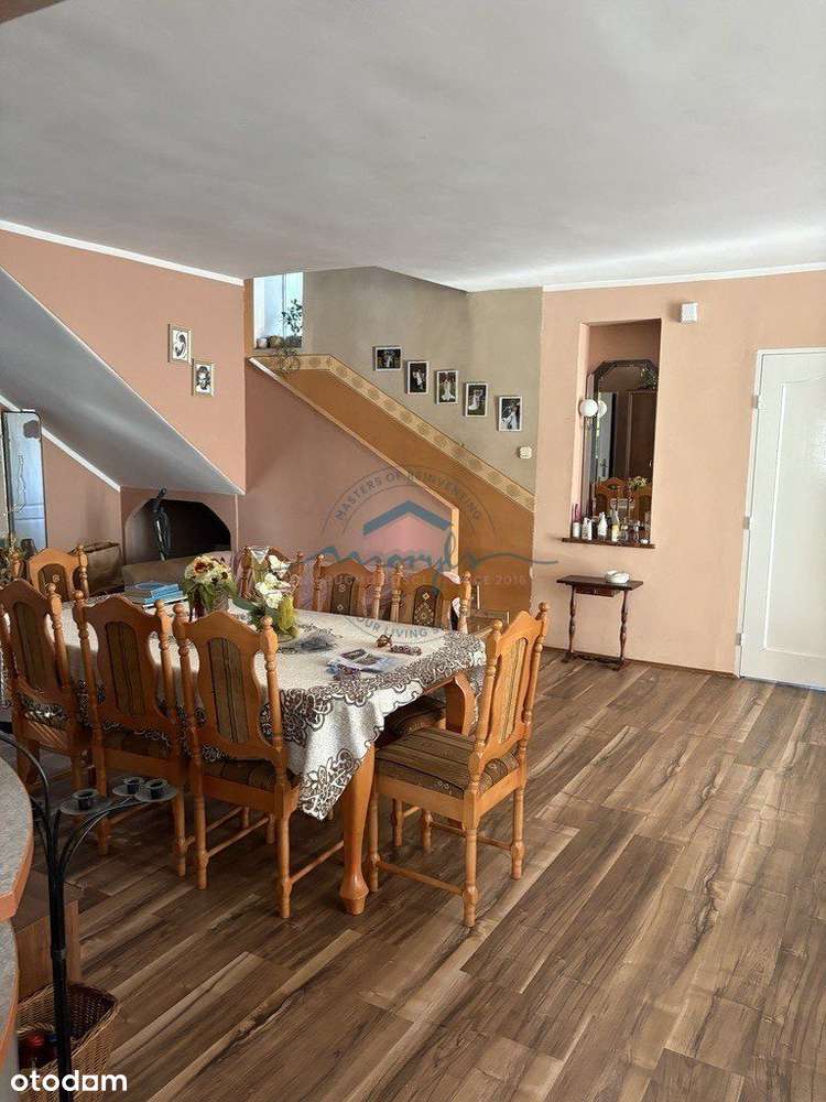 Duży dom w lubianej okolicy w okazyjnej cenie! - Pełny obrazek: 5/15