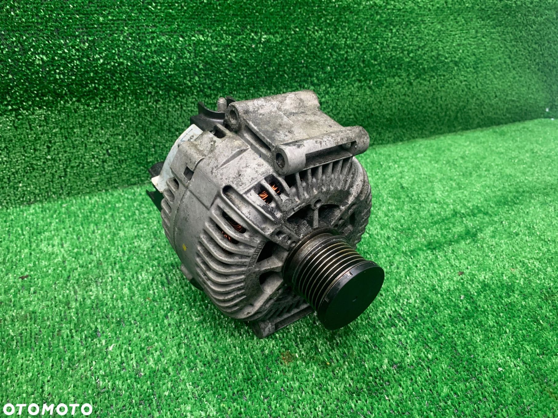 ALTERNATOR MERCEDES W204 W211 w219 w218 3.0 CDI - 1