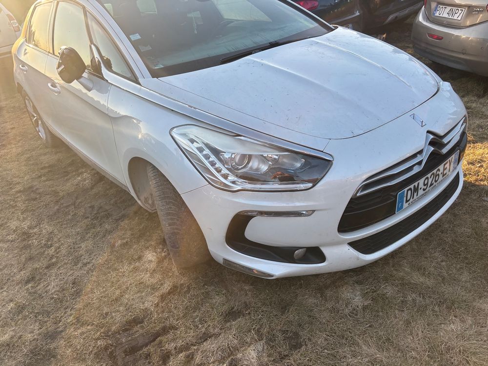 Citroën DS5 BlueHDi 180 Business 2014