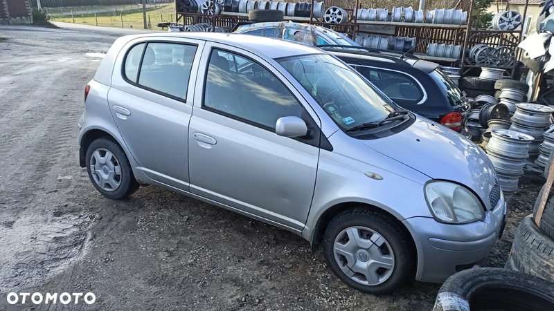 Toyota Yaris I LIFT  1.4  D4D  1NDTV Lakier 1E7 części blacharskie mechaniczne - 2