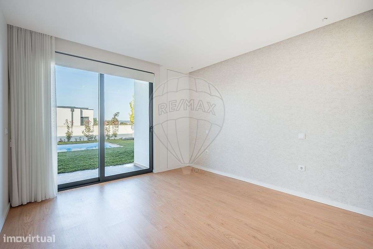 Moradia T3 para venda - Grande imagem: 4/36