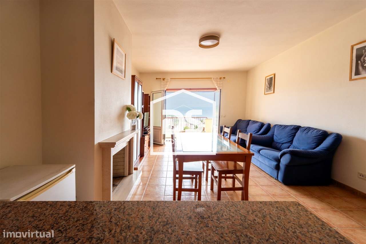 Exclusiva Propriedade Frente Mar com Piscina e Vista Panorâmica | Pare-11