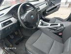 BMW Seria 3 320d - 10