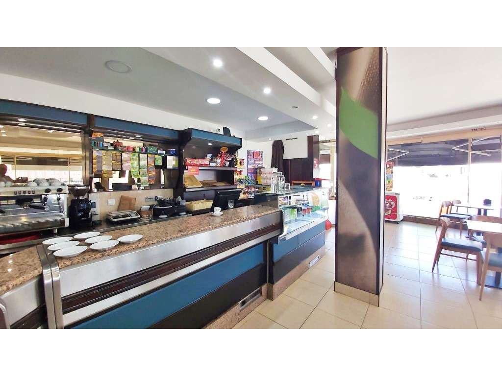 Pão quente para trespasse em Vilar de Pinheiro - Grande imagem: 4/8