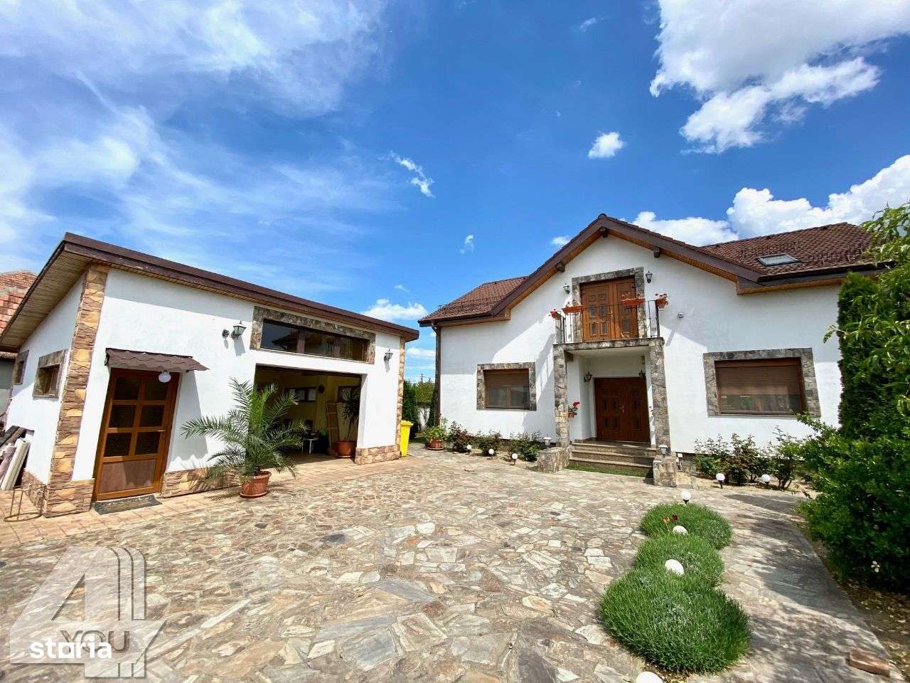 Vilă clasică in Bujac, teren de 1174 mp înconjurată de natură(sau schi - Imagine principală: 1/10