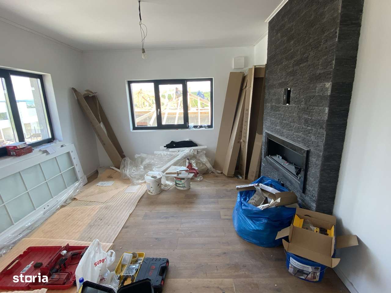 GARAJ!2 Bai!Beci la cerere!Vila 4 Camere,Valea Adanca (Miroslava) - Imagine principală: 3/8