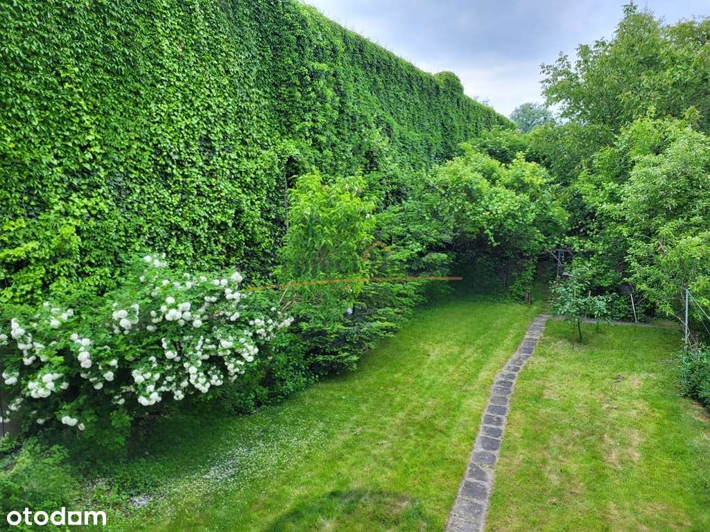 Dom mieszkalny w doskonałej lokalizacji Łódź Górna-16