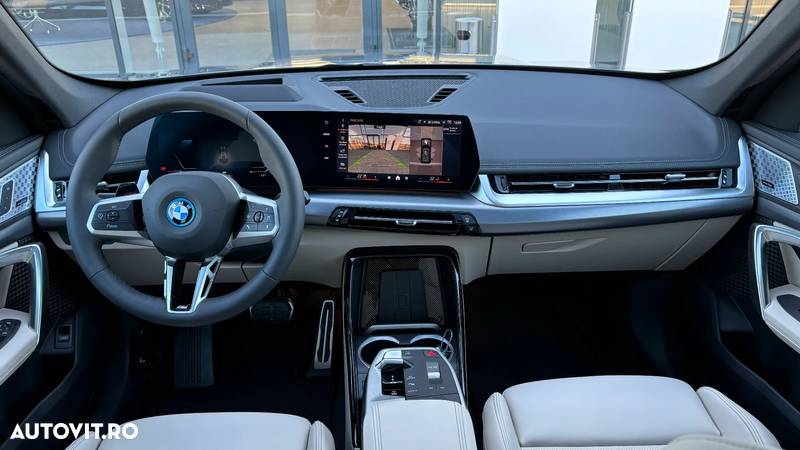 BMW iX1 xDrive30 - 6