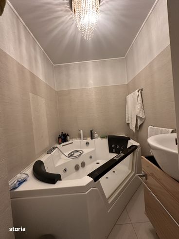 Apartament 3 Camere Etaj 1 Zona Dacia Teilor-7