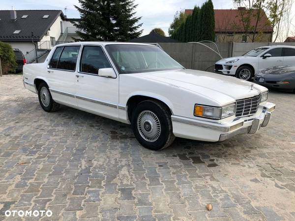 Cadillac Deville 4.9 STD - 11