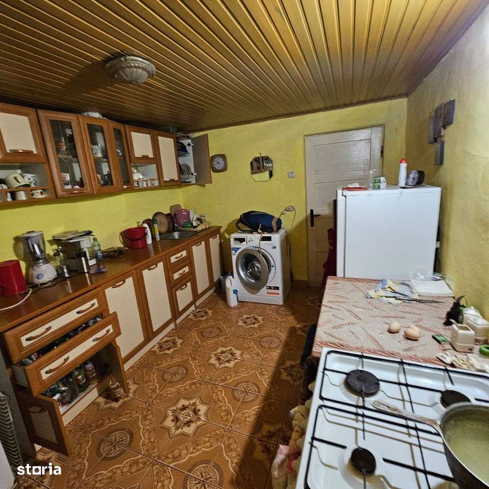 Vanzare Casa cu teren 600 mp zona Sat Slobozia oras Roznov - Imagine principală: 5/8