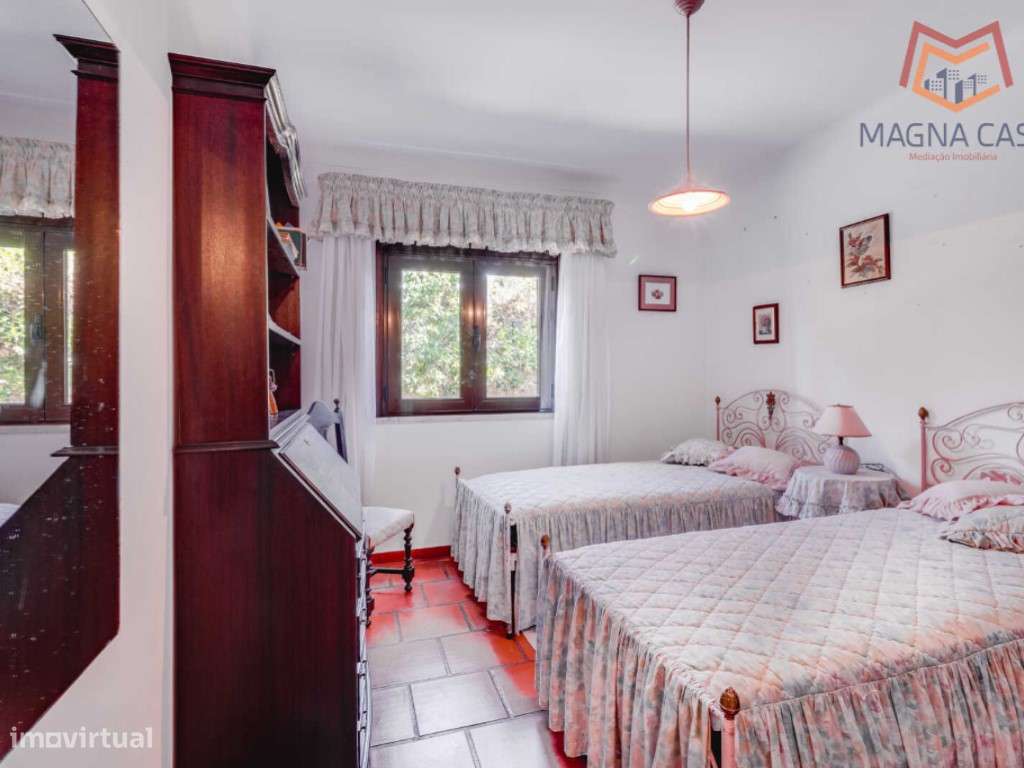 Moradia com Piscina e Jardim em Colares, Sintra-30