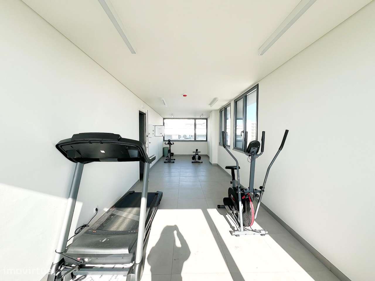 T2 novo c/ estacionamento e varanda - URBANIZAÇÃO MOINHOS DO...-41