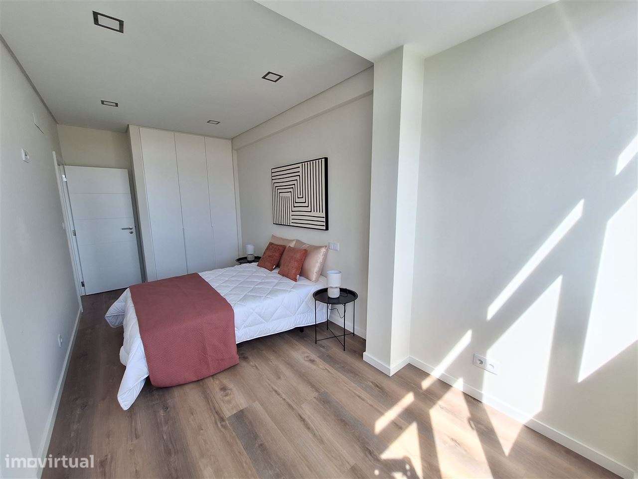 Apartamento T3 | Benfica, Bairro Sta. Cruz-10