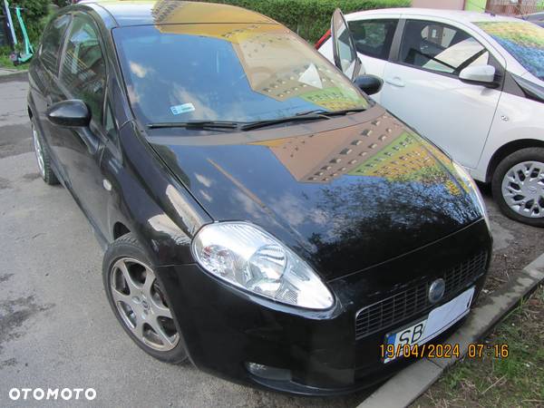 Fiat Punto 1.4 16V Dynamic - 1