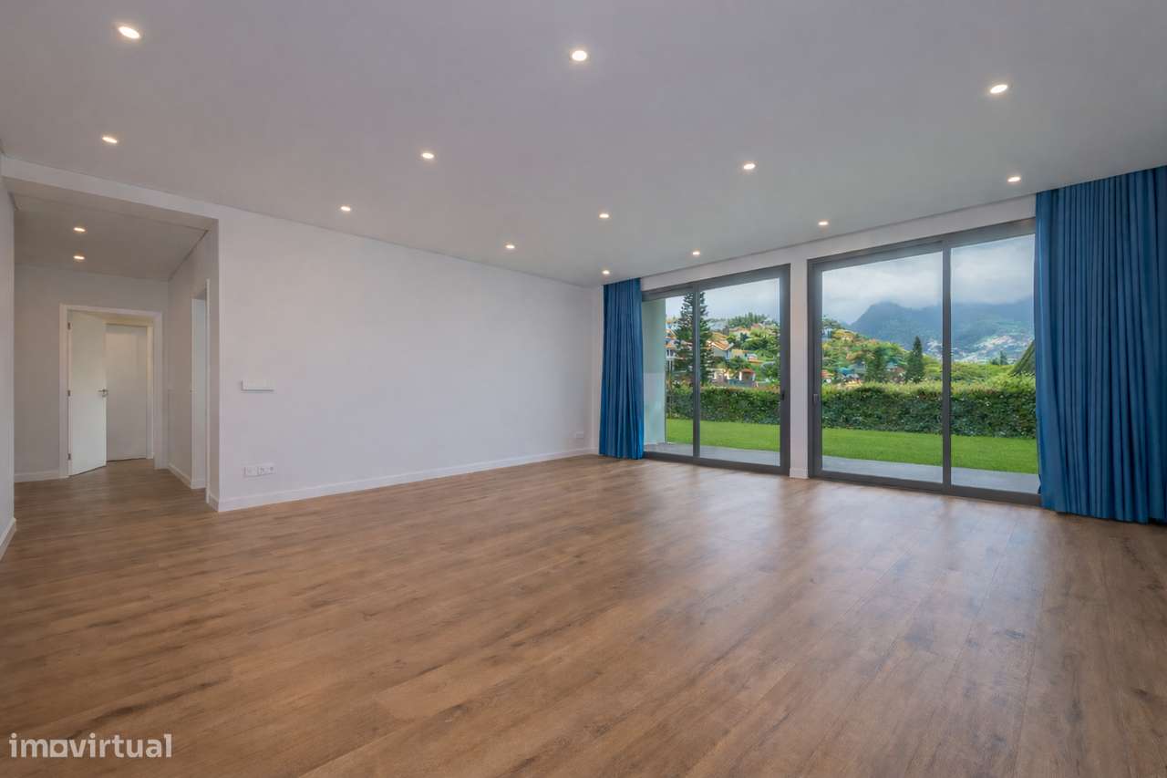 T2 Moderno com Piscina, Domótica e Varandas Amplas – Funchal - Grande imagem: 5/26