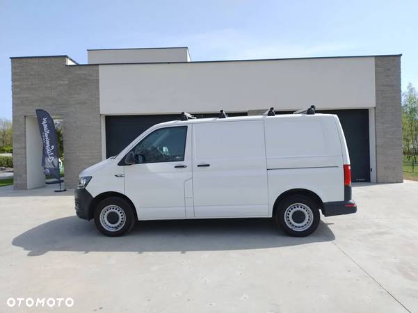 Volkswagen Transporter - 11