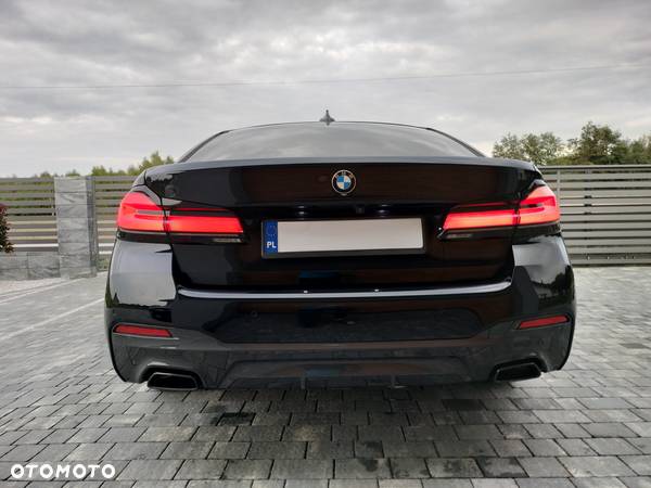 BMW Seria 5 530d xDrive mHEV M Sport sport - 7