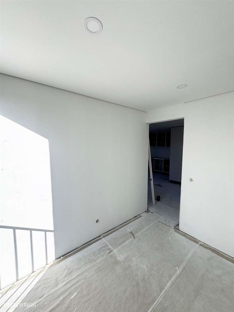 T2 Novo com varanda, garagem -Hospital São João - Universidades-20