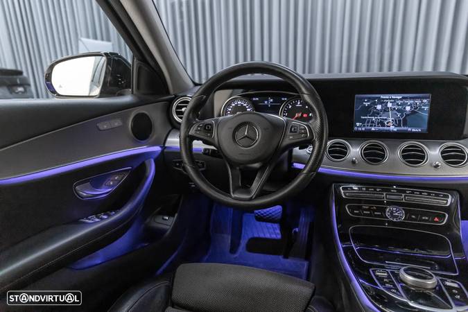 Mercedes-Benz E 220 d T 9G-TRONIC AMG Line - 19