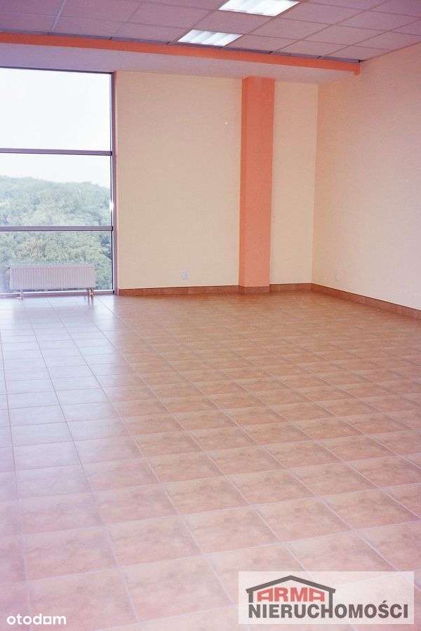 Lokal Użytkowy Na Sprzedaż - Pełny obrazek: 5/7