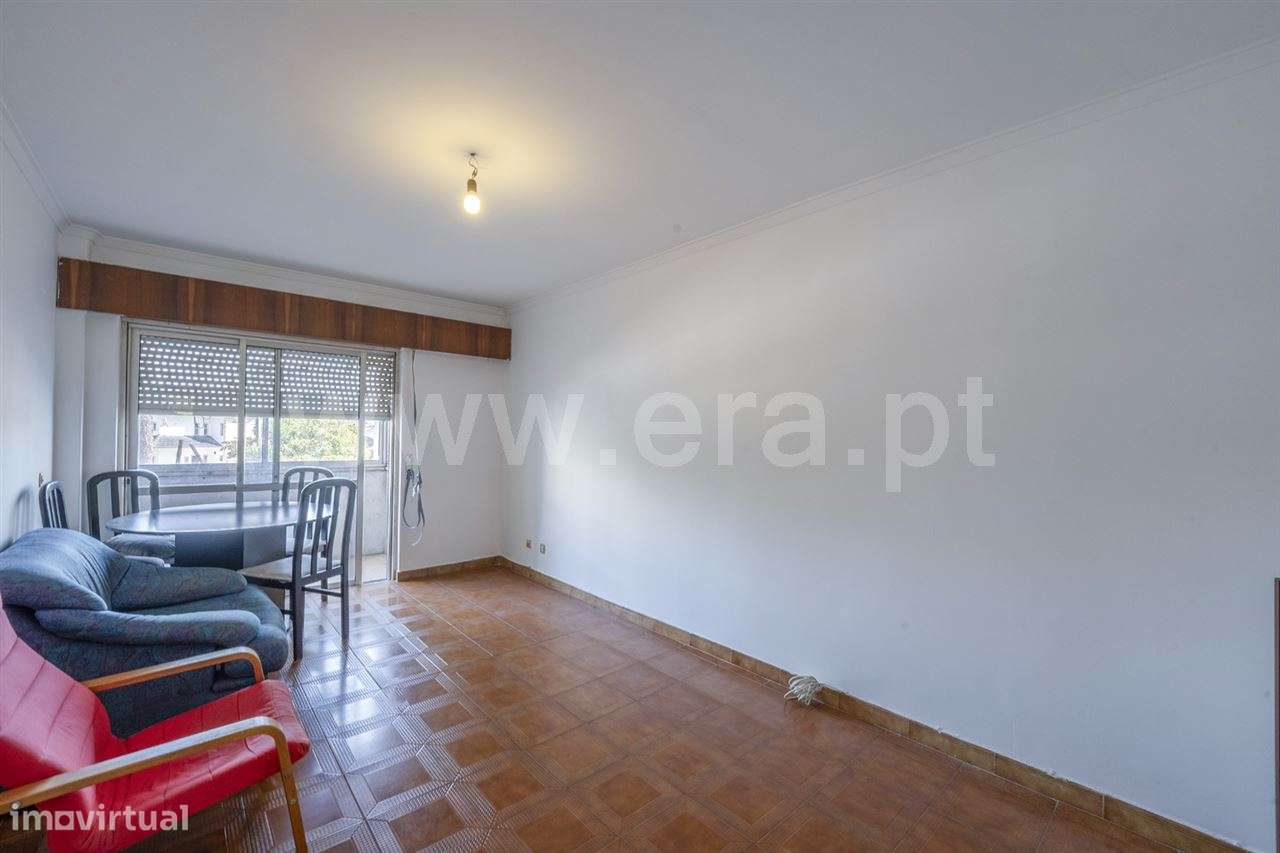 Apartamento T2; Laranjeiro-5