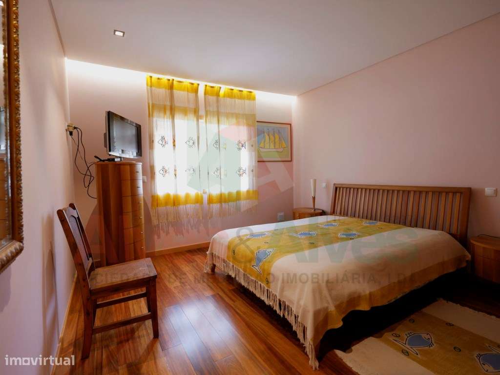 Quintinha com 2 casas -Extraordinária propriedade-22