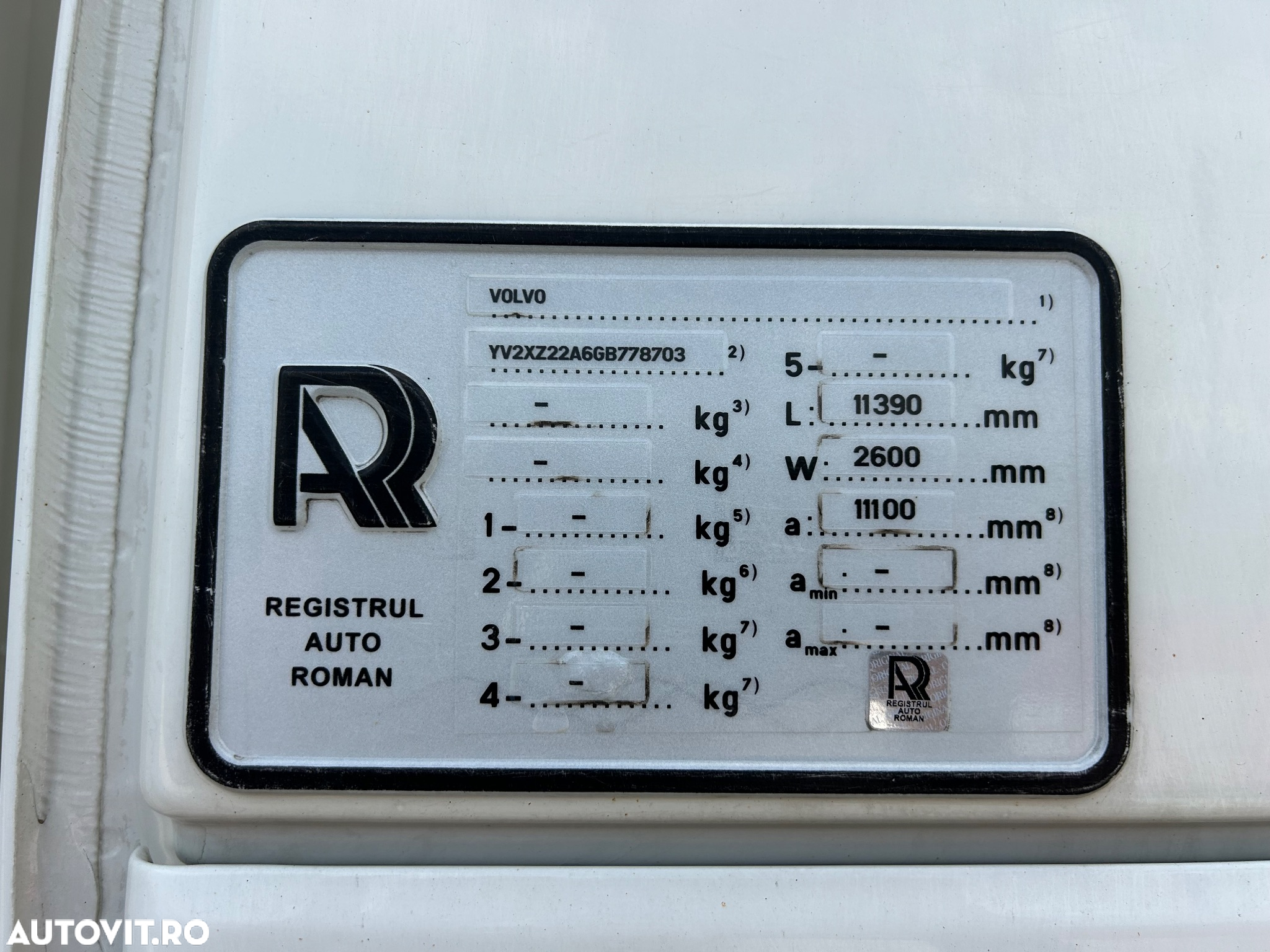 Volvo FM 410 FRIGORIFIC LIFT SPATE - 21