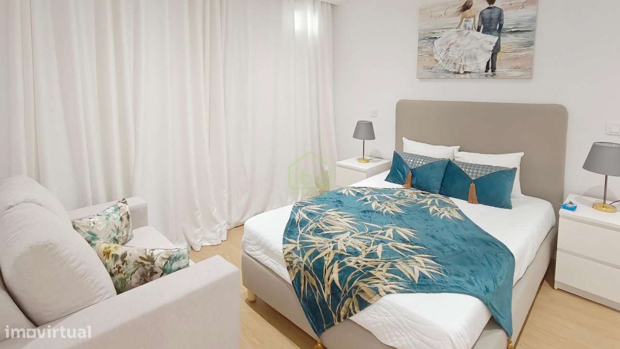 T1+1 Renovado no Centro da Póvoa de Varzim – Luxo, Conforto e Pronto a-6