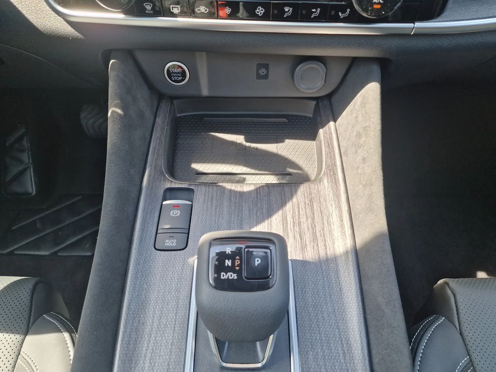 Kamery 360 / Head-Up / Skóra / Panorama / P. Zimowy / El Klapa / Bose