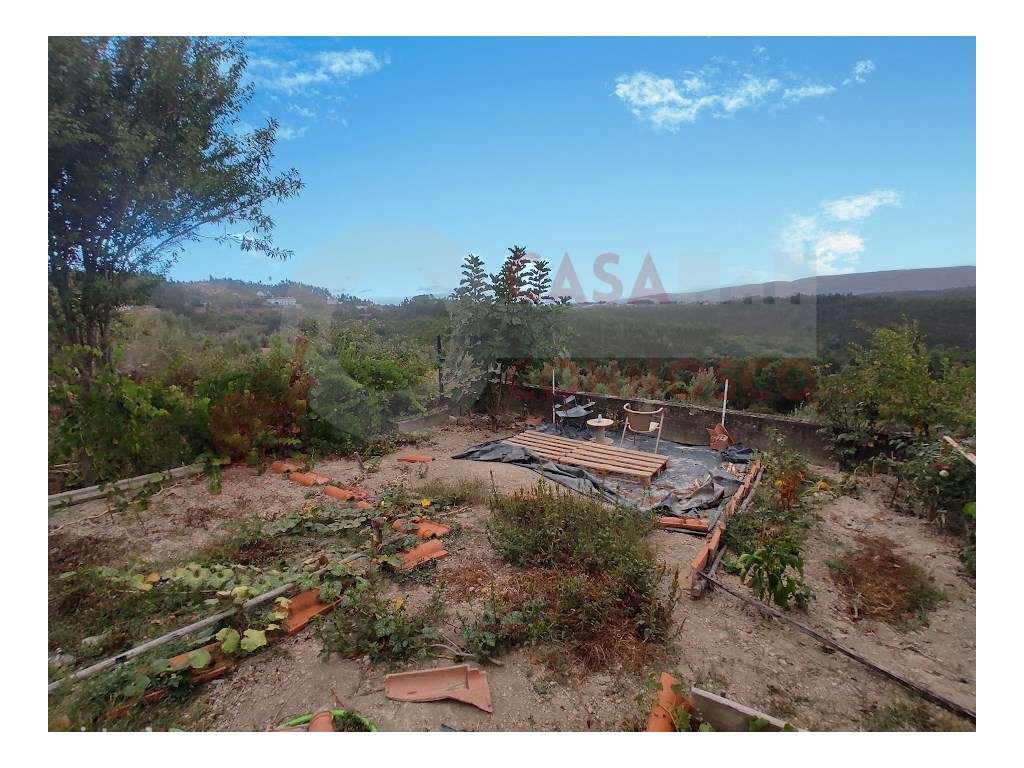 Moradia T2+1 em Zona tranquila.-26