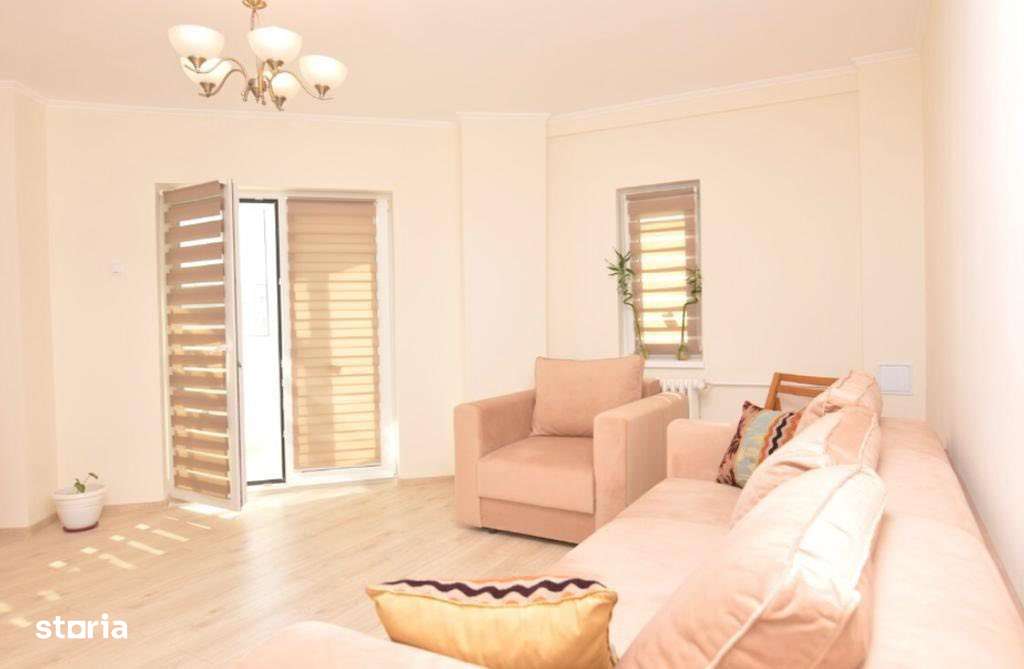 Garsonieră 42 mp, renovată premium, Decebal, vedere stradală - Imagine principală: 1/15