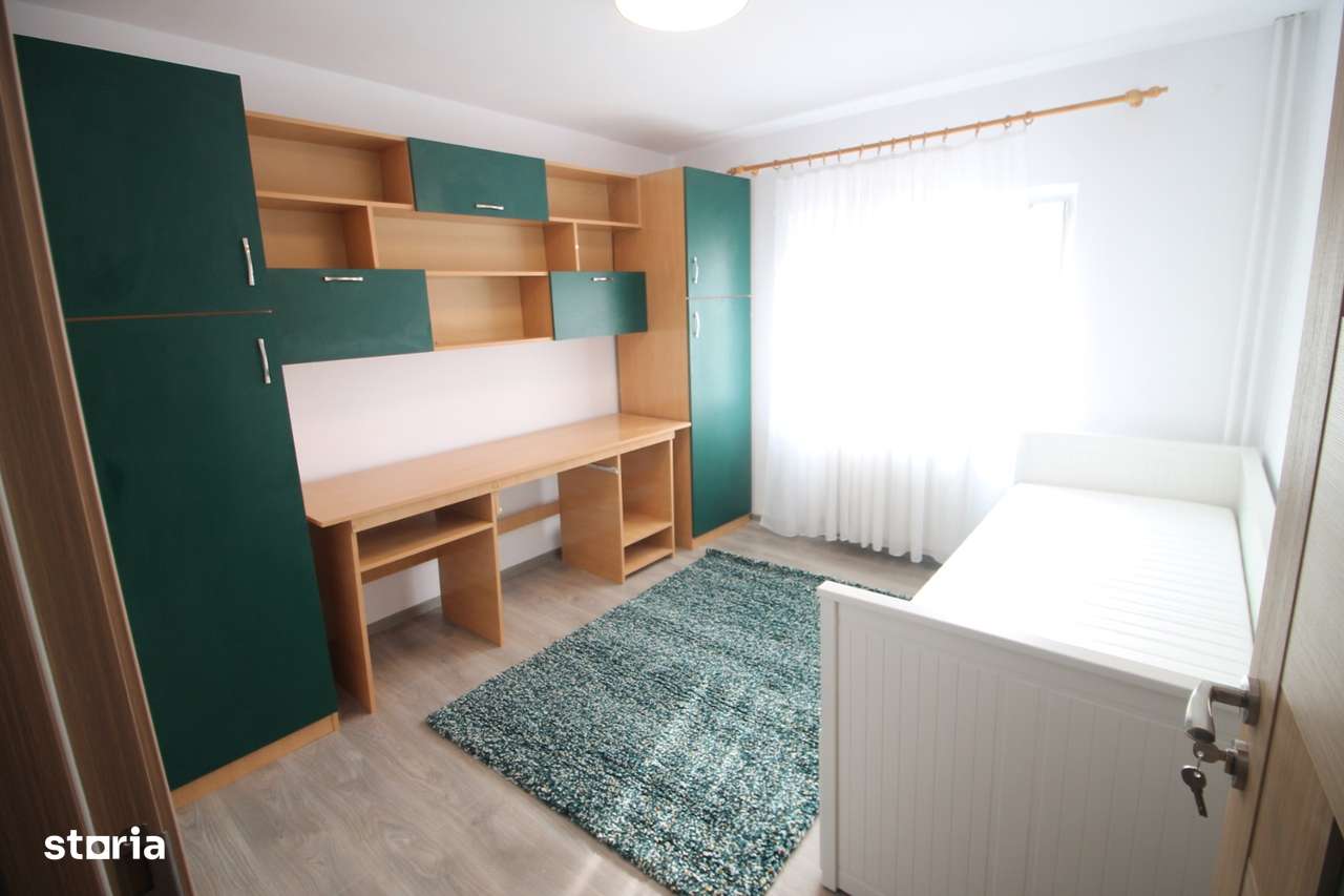 Persoana privata - 3 semi Neagoe Voda luminos, calduros - Imagine principală: 2/11