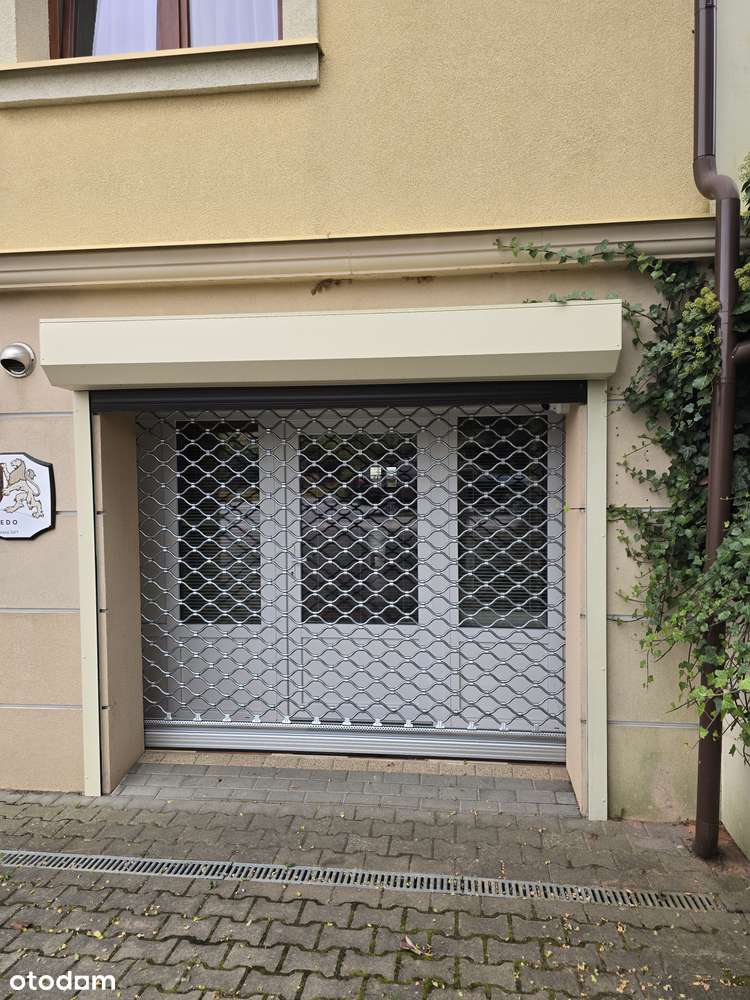 Komfortowy i wielofunkcyjny lokal mieszkalny + lokal użytkowy-17