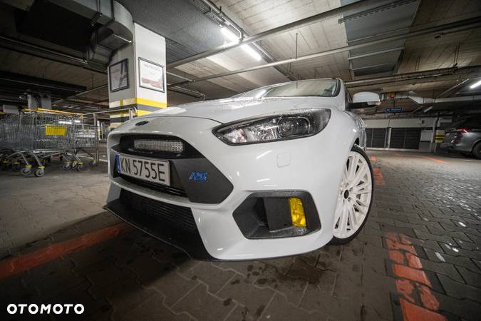 Ford Focus 2.3 EcoBoost RS - 12