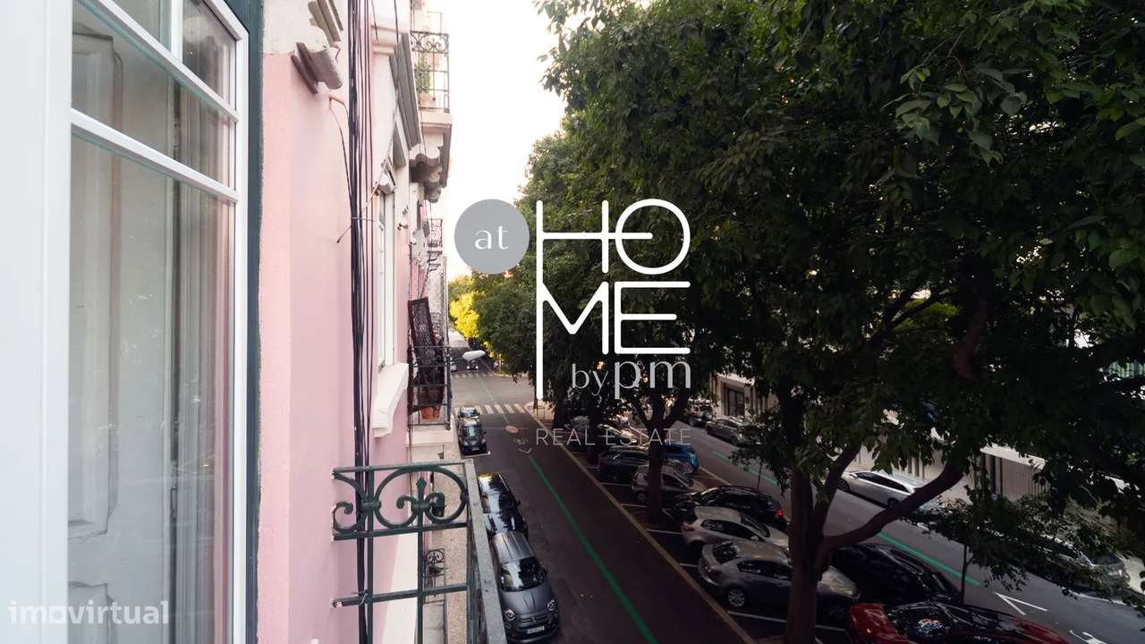 Av. Luís Bívar | T3 + 1 de charme em Lisboa-6