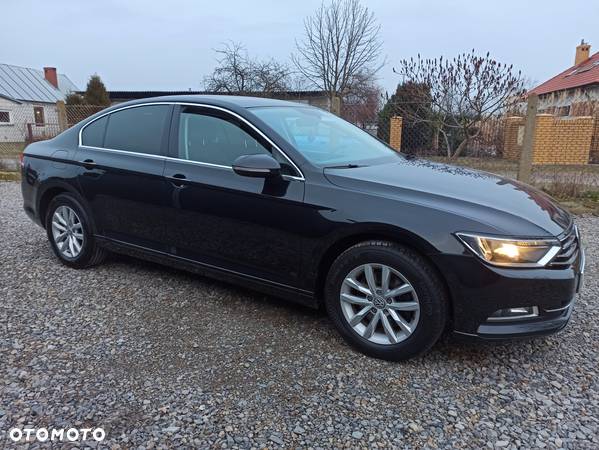 Volkswagen Passat 2.0 TDI BMT Comfortline DSG - 23