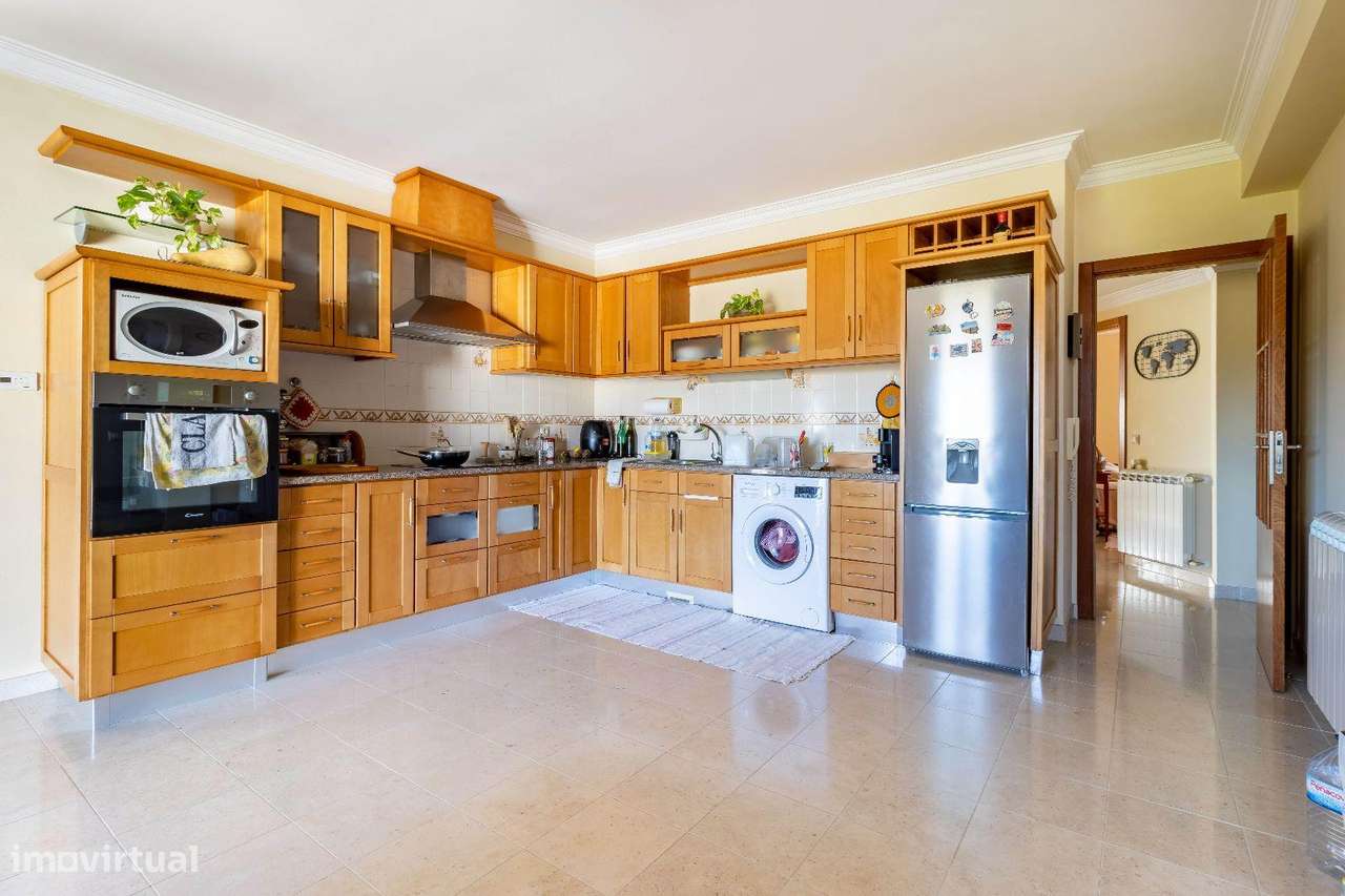 Moradia T4+1 na Maceira, Leiria - Grande imagem: 3/23