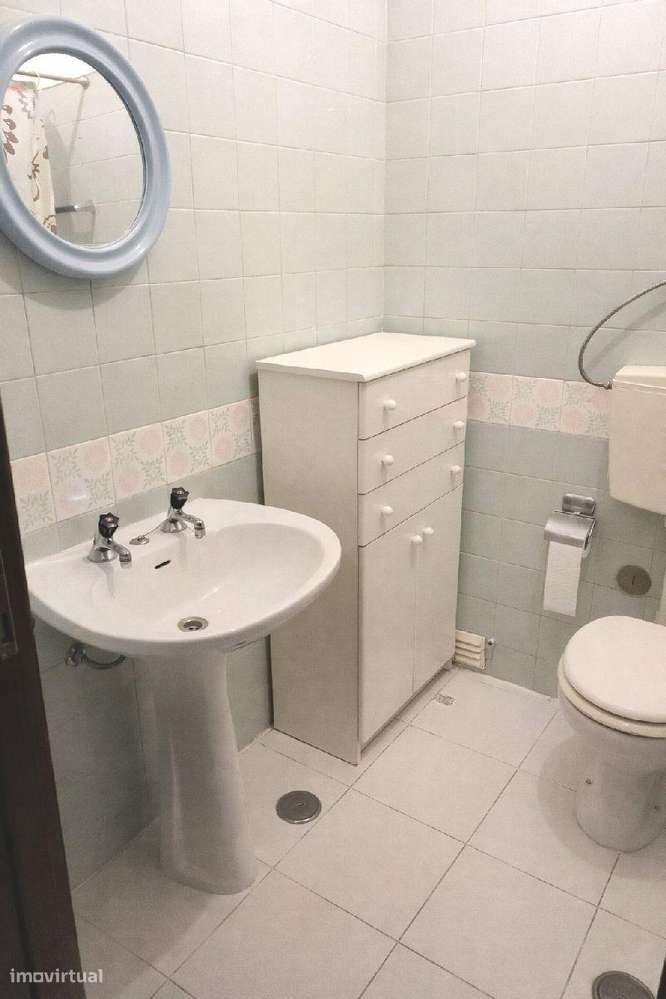 T2 com Potencial em Santo António dos Cavaleiros – Bons Acessos... - Grande imagem: 4/11