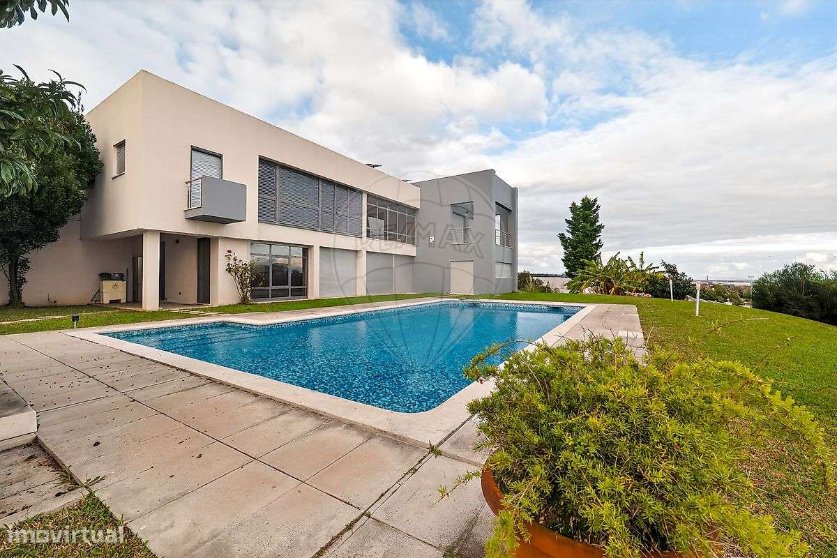 Moradia T5 para venda - Grande imagem: 2/49