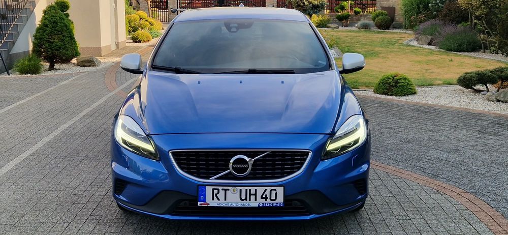 Volvo V40 II (2012-) D4 Geartronic RDesign 2016