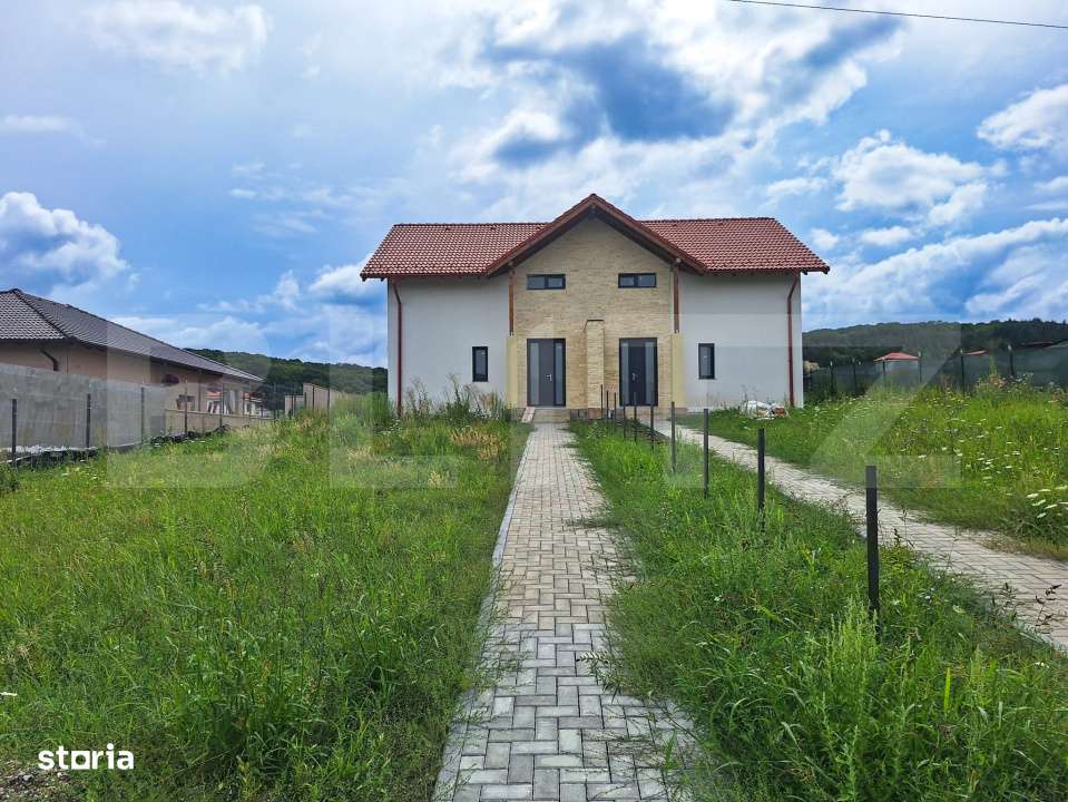 Duplex semifinisat, 120 mp utili, teren 550 mp, Chinteni - Imagine principală: 1/13