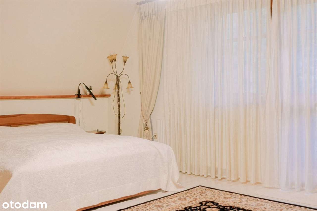 Unikatowa willa do zamieszkania lub pod usługi-10