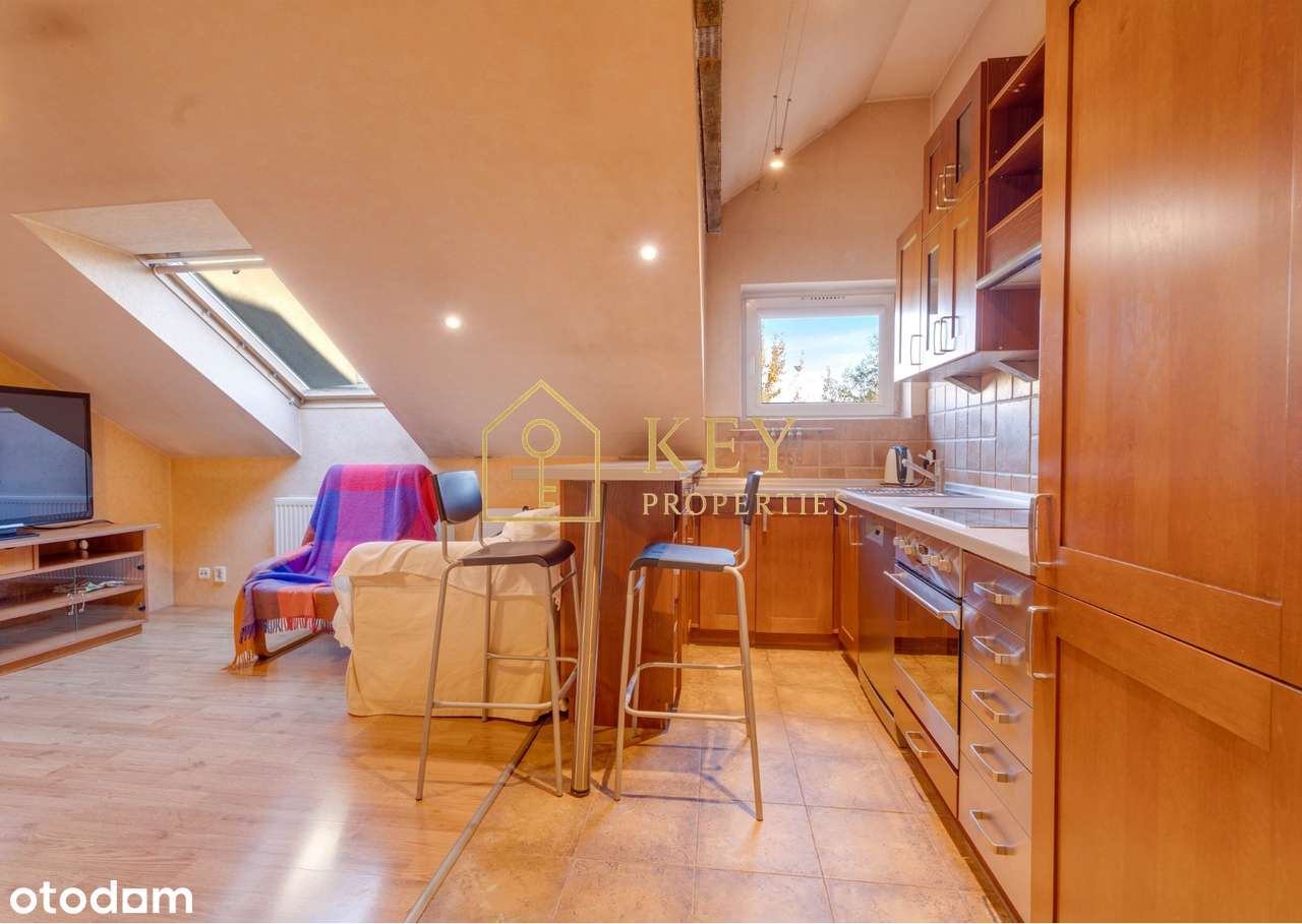 *REZERWACJA* Przytulne 2-pokojowe mieszkanie – Os. Podwawelskie-2