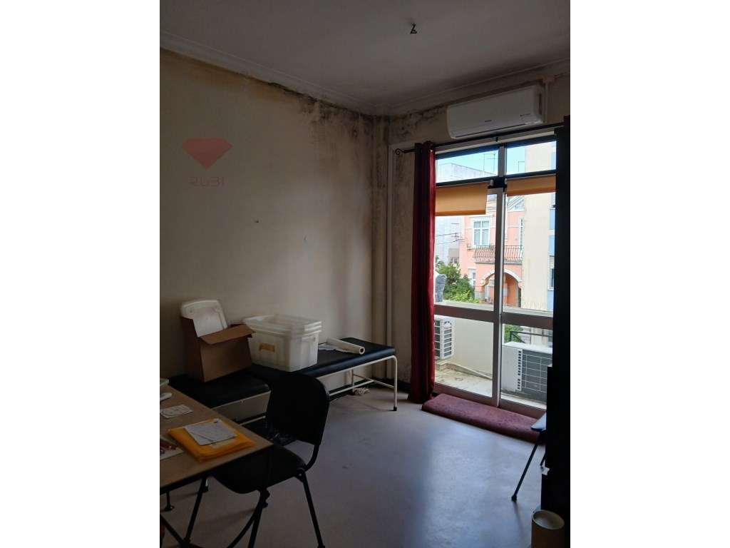 Edifício Comercial no Bairro do Salgado-50